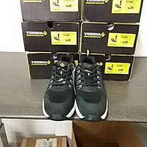 Terra Men's Black and White Sneakers